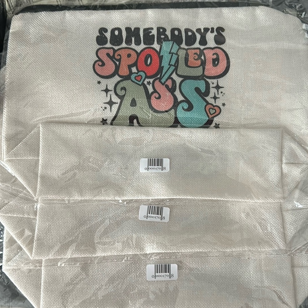 Makeup Bag - Picture 3 of 4